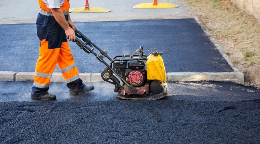 Professional gutter cleaning in Saint Clairsville, OH